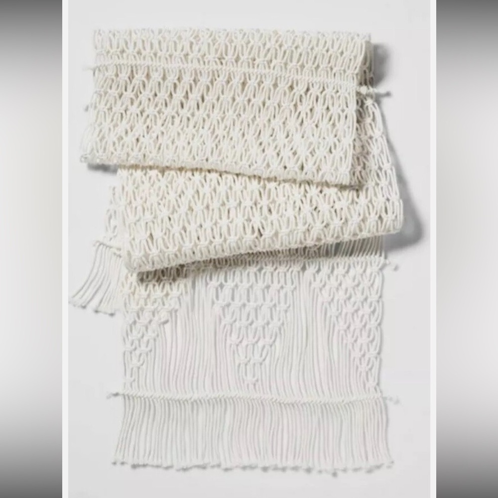 Threshold Cream Macrame Table Runner 14x72in NWT - Picture 6 of 6